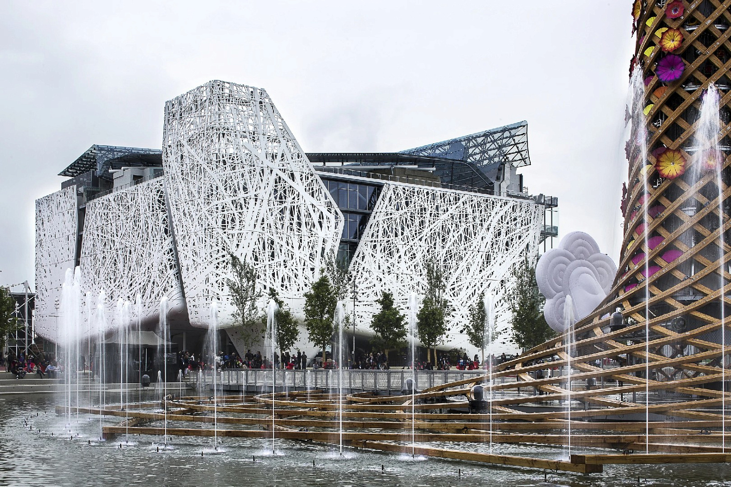 Итальянский павильон Palazzo Italia