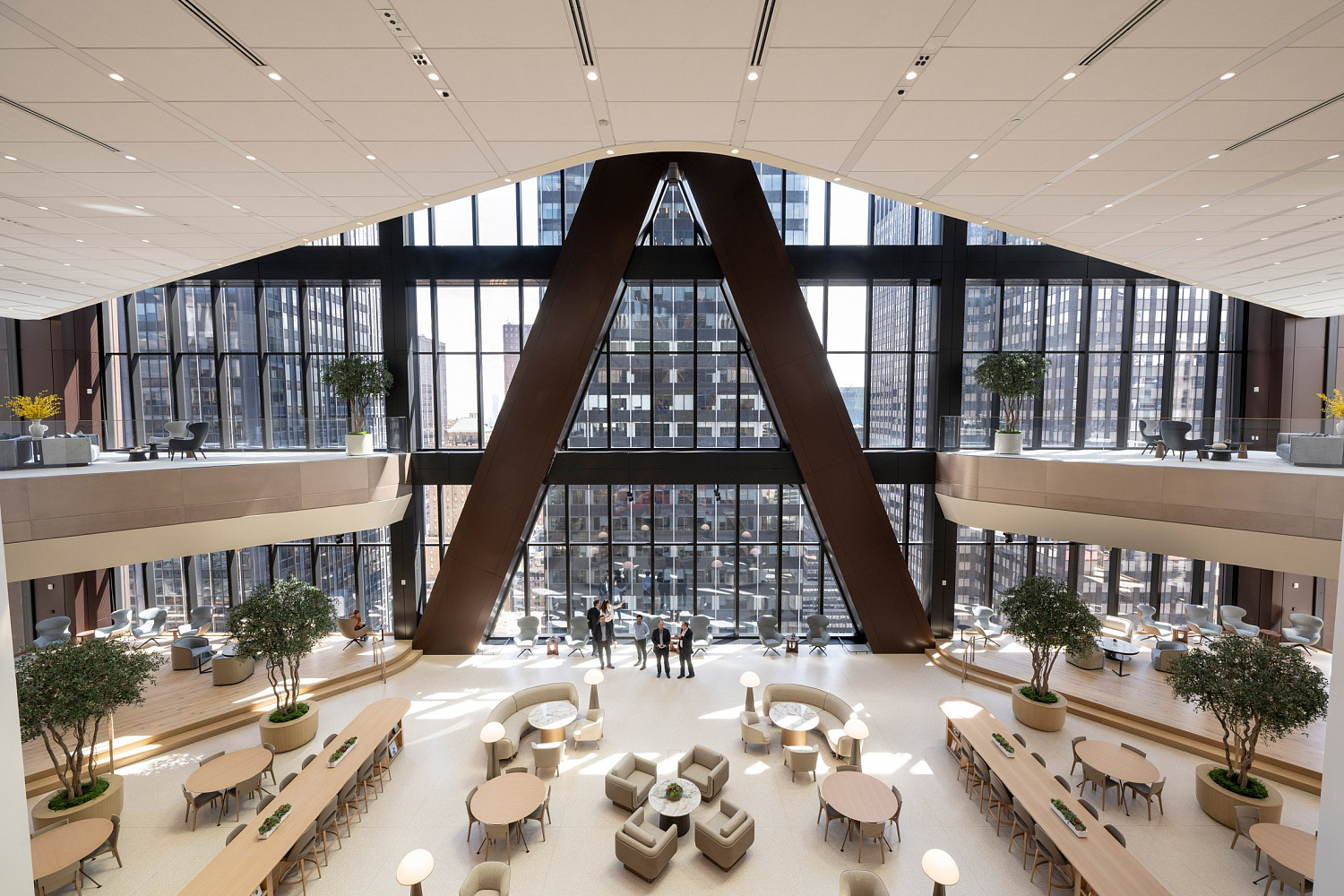 Foster + Partners завершила строительство сверхвысокого небоскрёба для JPMorgan Chase в Нью-Йорке