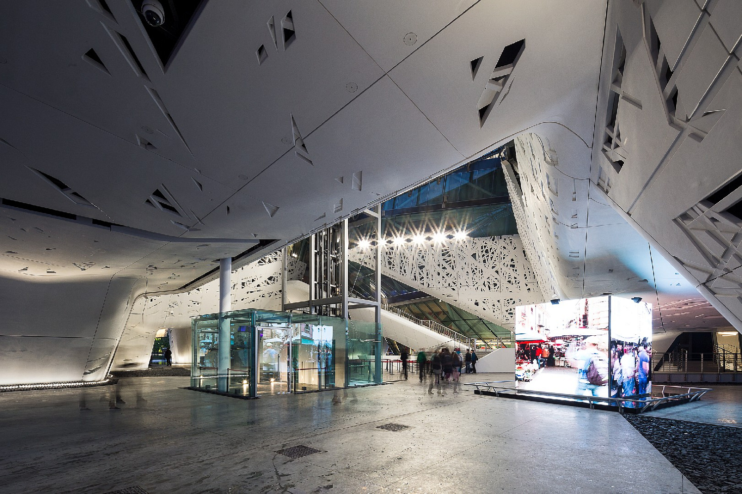 Итальянский павильон Palazzo Italia