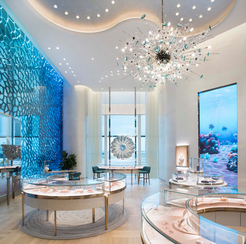 В аэропорту Чанги (Сингапур) открылся новый магазин Tiffany & Co. С экологичным фасадом, спроектированным MVRDV